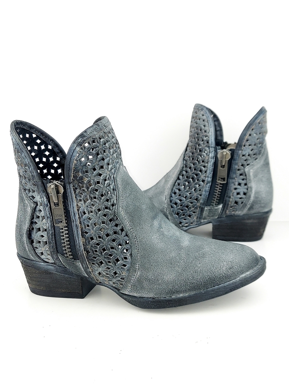 Corral Circle G Gray Distressed Cutout Ankle Booties NWOT